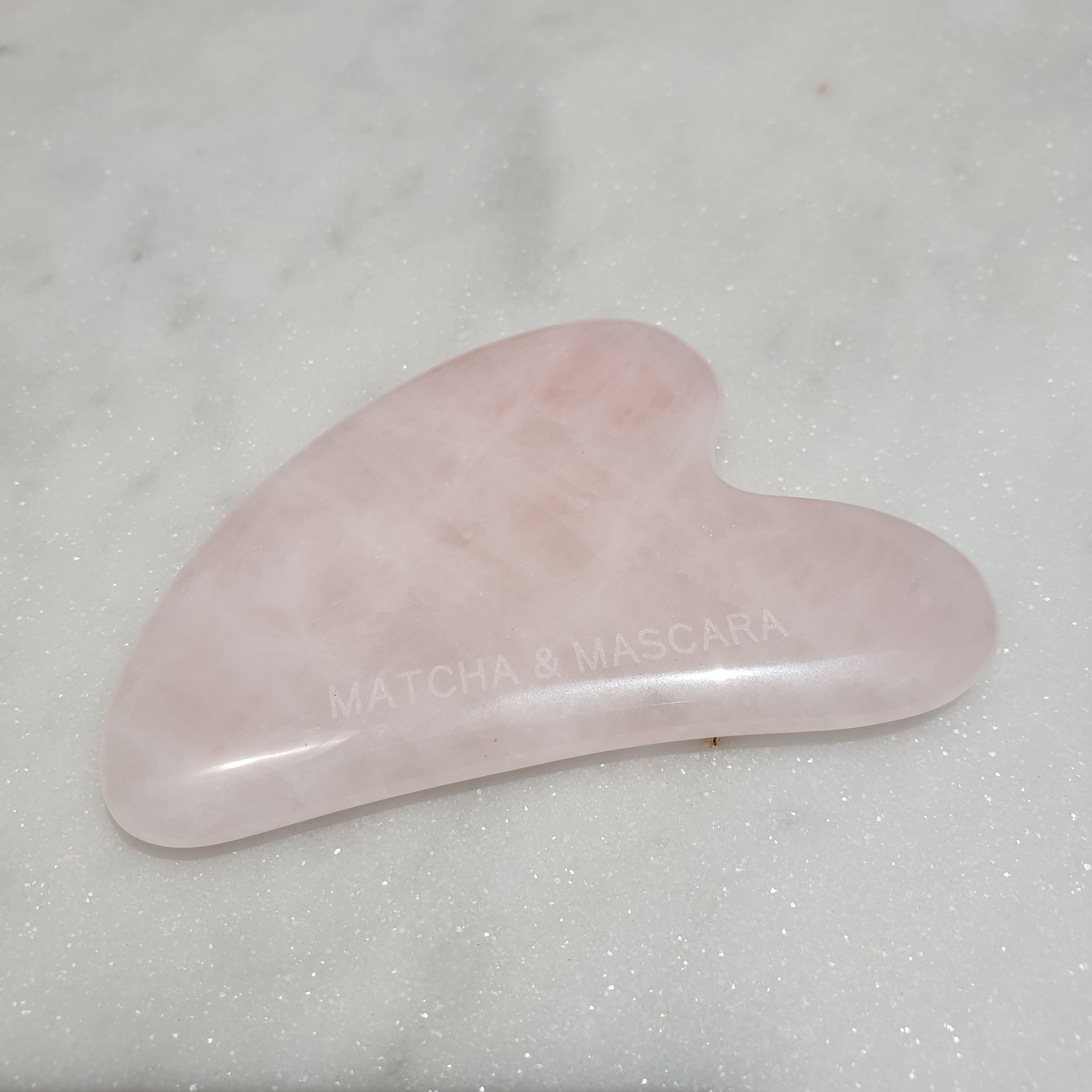 MATCHA & MASCARA - Rose Quartz Gua Sha - MATCHA & MASCARA